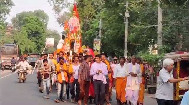 बाबा नगरी में भी निकली रथ यात्रा, श्रद्धालुओं की उमड़ी भीड़
