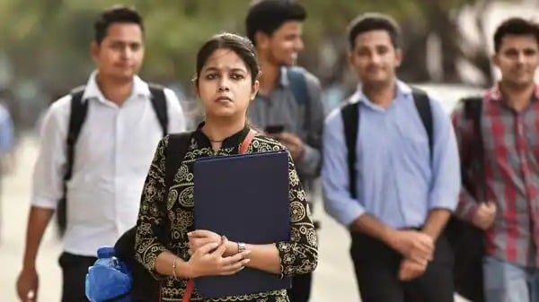 देशभर में बैंक में नौकरी के लिए आवेदन जारी,  8 हजार से ज्यादा पदों पर निकली वैकन्सी