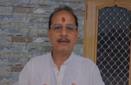 अधिकारियों के ट्रांसफर पोस्टिंग पर मचा बवाल, जानें बीजेपी के सवाल पर आरजेड-जदयू का जवाब