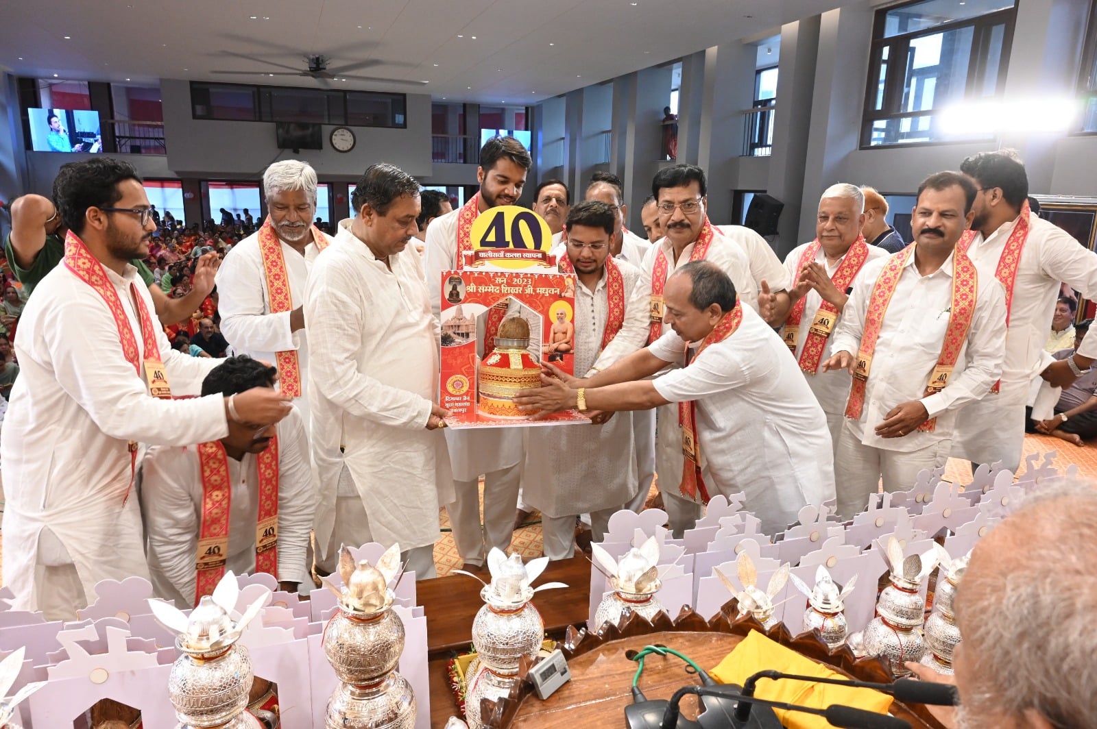 गिरिडीह के सम्मेद शिखर मधुबन में हुआ चार्तुमास कलश स्थापना, मुनि प्रमाण सागर ने कहा हर व्यक्ति को होना चाहिए कंस्ट्रटिव और कैलेकुलेटिव