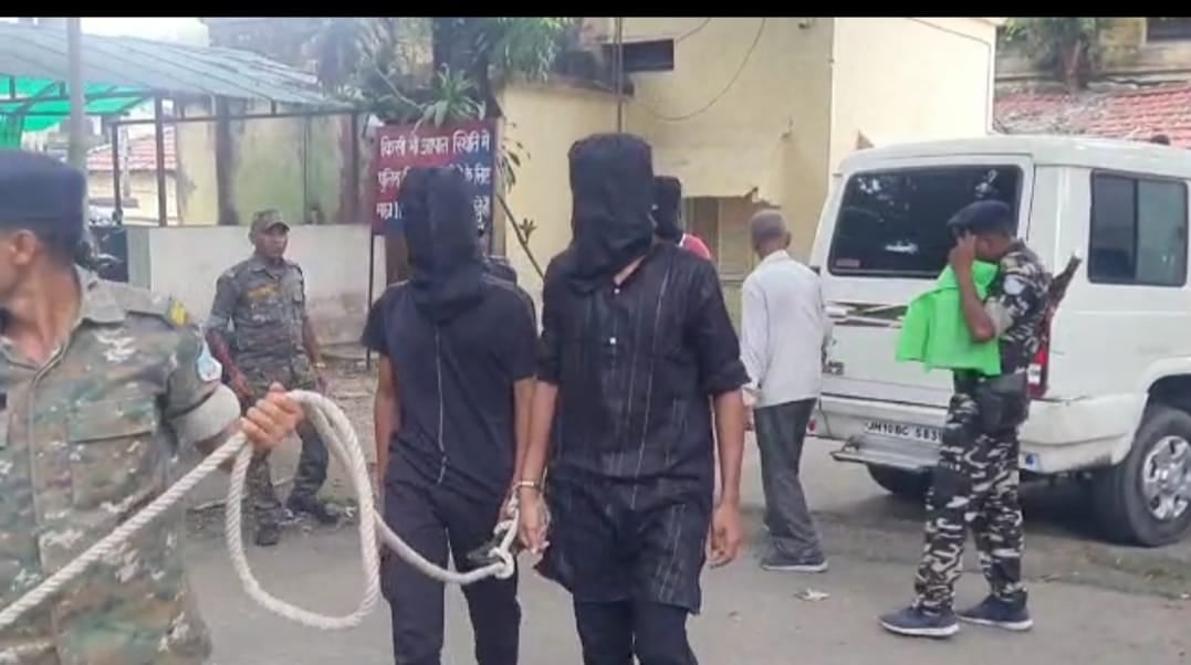 प्रिंस खान के साले ने किया DECODE -कोड बताने पर मिलते थे हथियार और पैसे