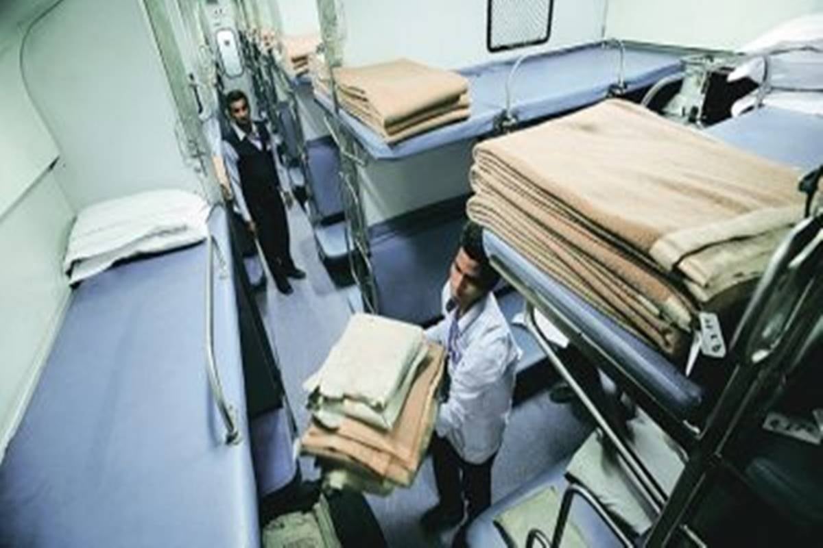 रेलवे देगा ठंड से राहत ! दिसंबर से यात्रियों को ये सुविधा मिलने की उम्मीद