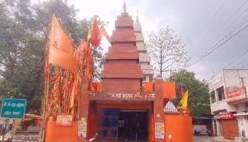 मानगो के सबसे प्रसिद्ध हनुमान मंदिर में आधी रात चोरी, दान पेटी से रुपए के साथ हनुमान जी पर चढ़े जेवरात उड़ा ले गए चोर