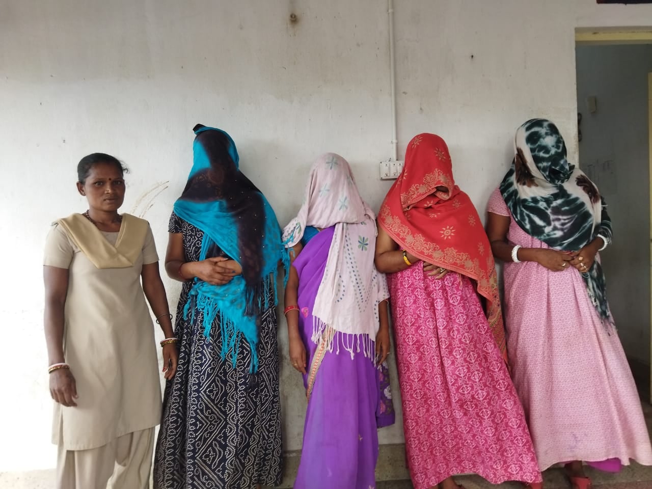 देवघर:  ये 4 महिलाएं करती है सिर्फ बकरी की चोरी, जब पकड़ी गई तो जानिए क्या हुआ