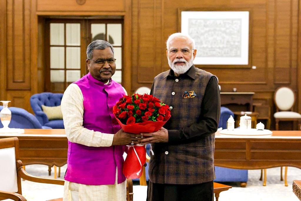 झारखंड भाजपा के प्रदेश अध्यक्ष ने पीएम मोदी से की मुलाकात, जानिए दिल्ली में बाबूलाल ने क्या की मंत्रणा
