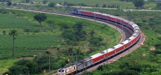 रेल मंत्रालय को दिया गया प्रस्ताव, अब सप्ताह में दो दिन लोहरदगा होकर जाएगी राजधानी ट्रेन