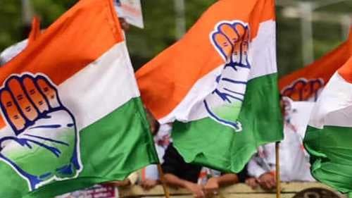 बाबूलाल की ताजपोशी पर कांगेस ने कसा तंज, कहा- डूबती नाव पर सवारी कर दरिया पार करना चाहती है भाजपा