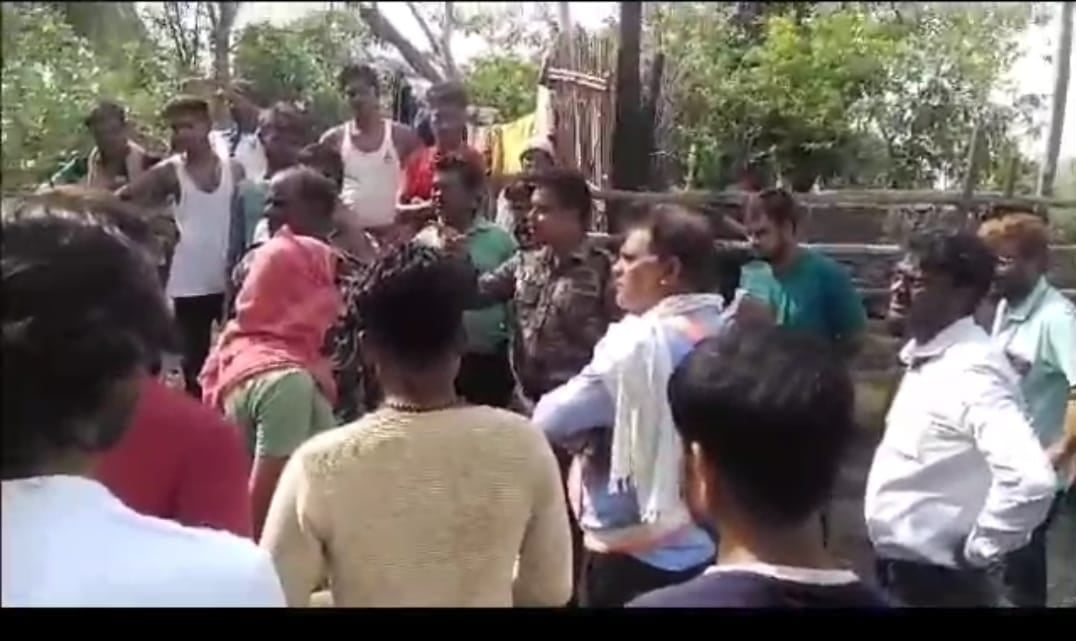 VIRAL VIDEO -लोदना थानेदार ने युवक को दी आंख फोड़ डालने की धमकी, जानिए डिटेल्स