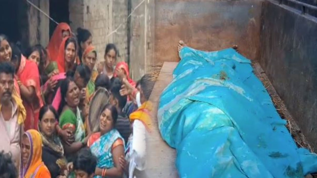 ऑटो ड्राइवर को एक बच्चे की मां से हुआ प्यार, पति ने प्रेमी की गला रेतकर की हत्या