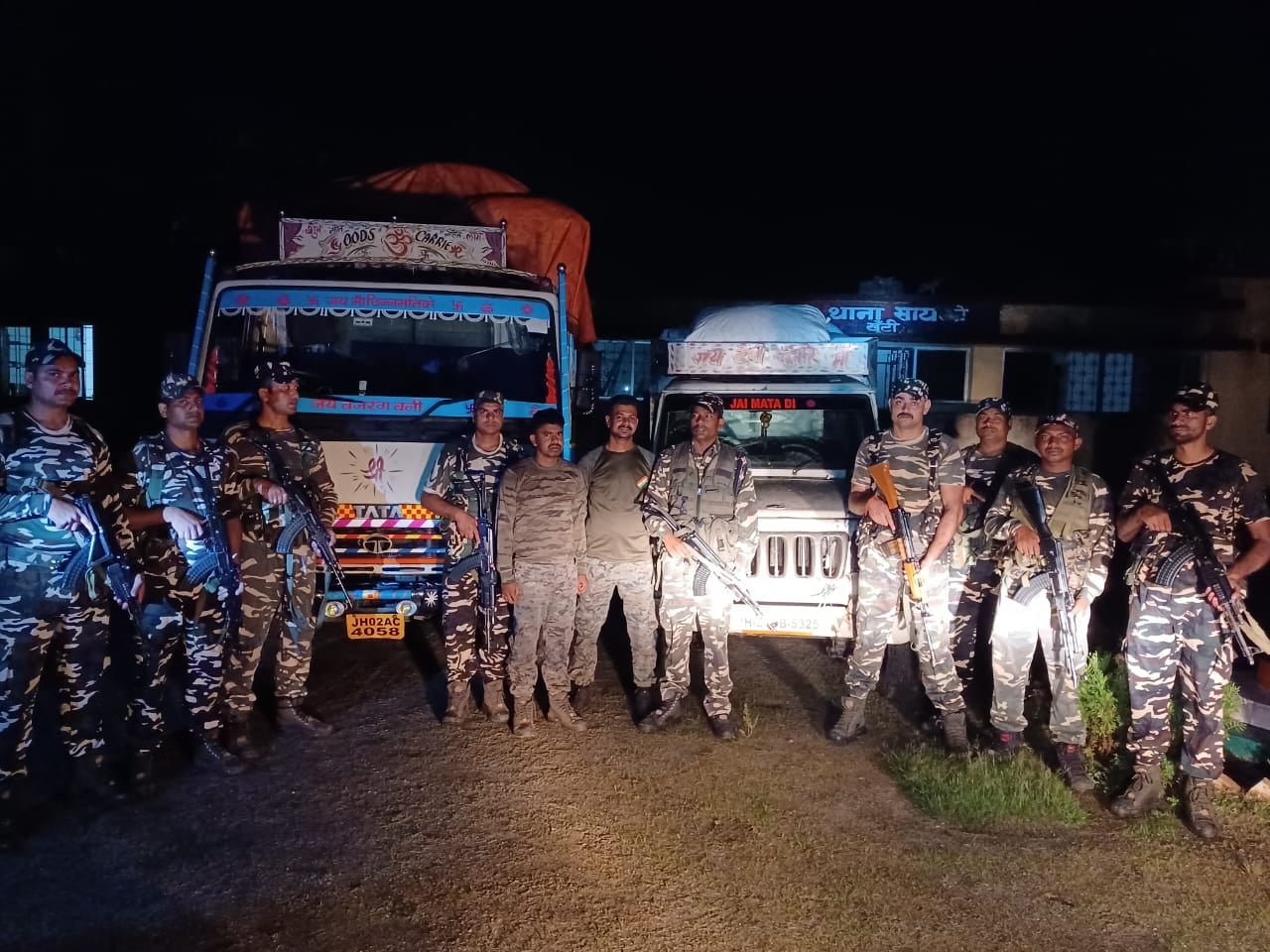 नशे का कारोबार जोर-शोर से जारी, 26 किउन्टल डोडा के साथ दो ट्रक जब्त, तस्कर फरार