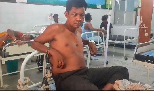 हे भगवान! अधेड़ ने अनजान लड़की की मांग में भरा सिंदूर, तो लोगों ने की धुनाई, जानें पूरा मामला