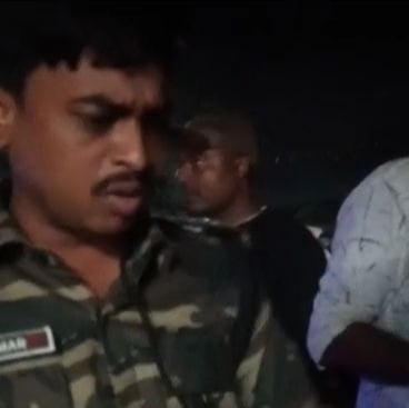 झारखंड का गालीबाज दरोगा , अरे हम तो सरकारी रंगवाज है , CM को कंप्लेन करना करना है कर दो !