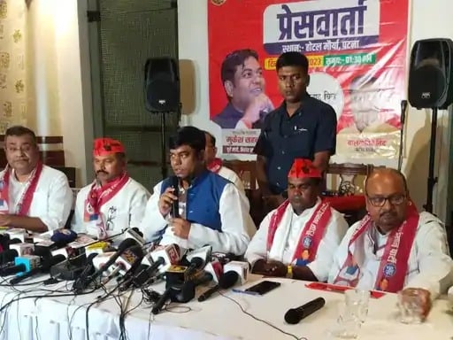 निषाद आरक्षण यात्रा पर सन ऑफ मल्लाह की ललकार, सामंती सोच वाली है यूपी की सरकार