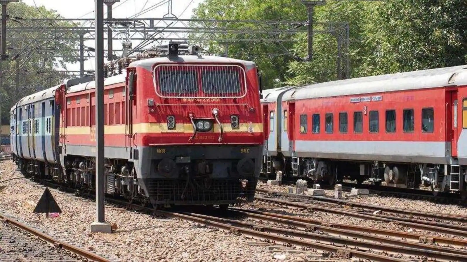 यात्री अपने समान की रक्षा खुद करें, स्लोगन अब नहीं आ रहा रेलवे के काम, जानिए इसकी वजह