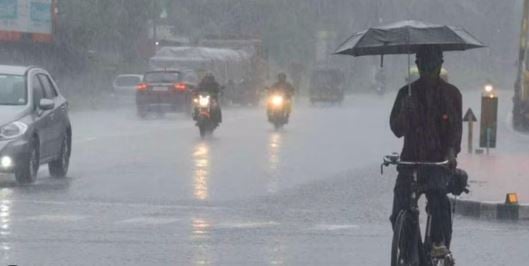 रांची में देर रात हुई बारिश से लोगों को मिली राहत, किसानों के चेहरे भी खिले