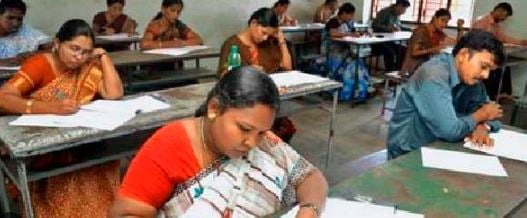 पारा शिक्षकों की हुई पहली आकलन परीक्षा , राज्यभर में बनाए गये थे 81 परीक्षा केन्द्र