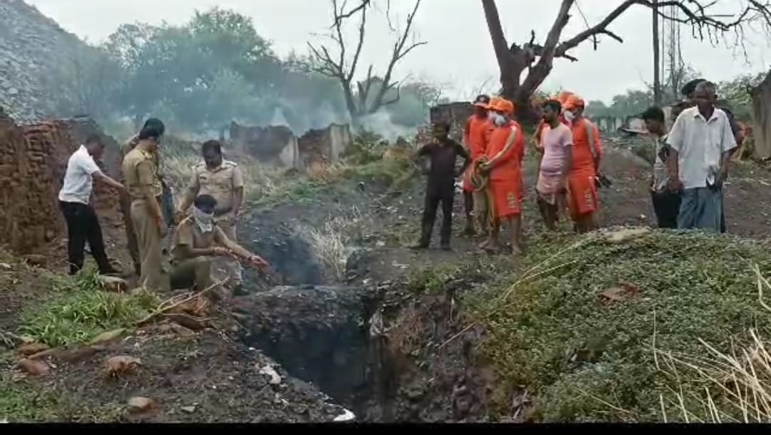 BIG QUESTION- देश की सबसे बड़ी पुनर्वास योजना झरिया में, फिर भी क्यों गोफ और दरारों में जलकर मर रहे लोग