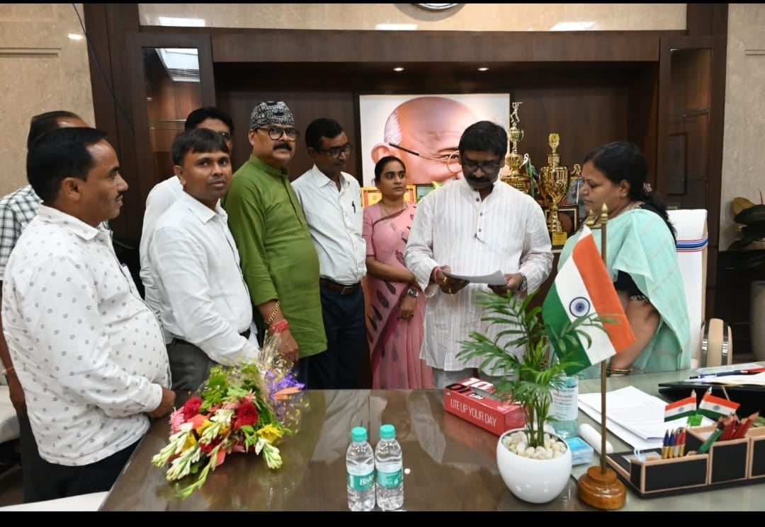 बीआरपी- सीआरपी के मानदेय में बढ़ोत्तरी का सीएम ने दिया भरोसा ,जानिए कब , कहां और किसे मिला आश्वाशन