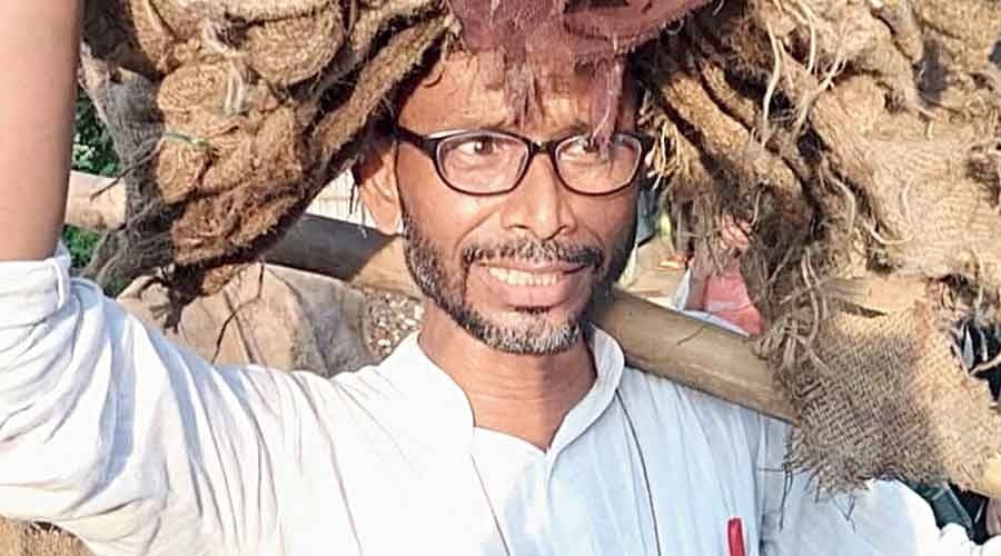 के.के पाठक का ऑपरेशन एजुकेशन! गैर शैक्षिणक कार्यों पर रोक और बोरा बेचने का फरमान