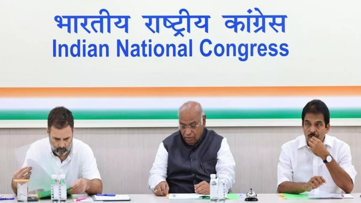 मिशन झारखंड की तैयारी शुरु, देखिये कैसे राहुल गांधी ने लिया एक-एक सीट का ब्योरा