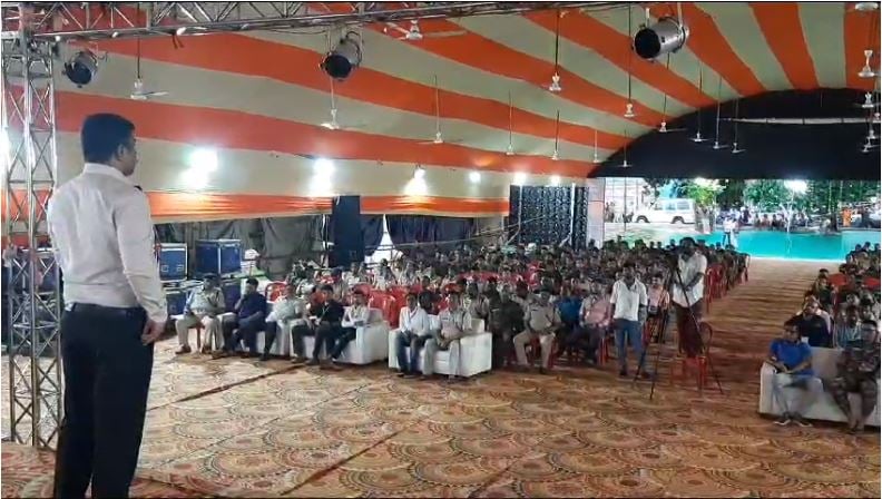 बाबा बासुकीनाथ के दर पर उमड़ेगी भक्तों की भीड़, दुमका जिला प्रशासन पूरी तरह से तैयार, उपायुक्त ने कहा कि श्रद्धालुओं की सेवा ही सच्ची भक्ति