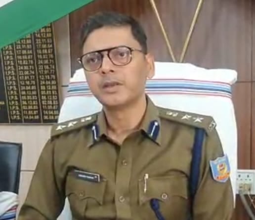 DHANBAD: शह मात के खेल के बीच अब अपराधियों की जमानत लेनेवाले पुलिस के निशाने पर,जानिए कैसे आगे बढ़ रहा है संयुक्त प्रयास