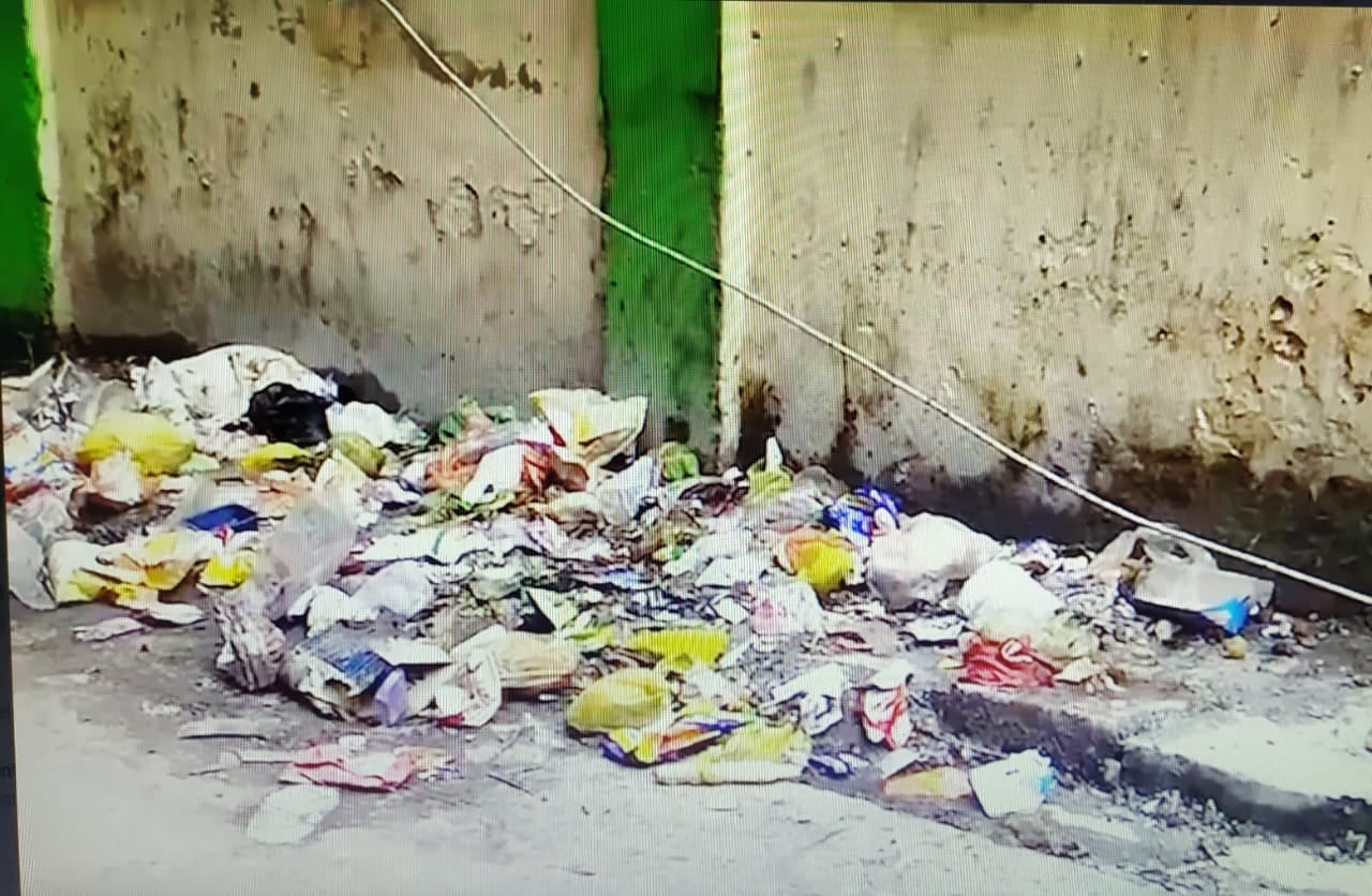 कचड़े के ढेर पर धनबाद ,पन्द्रह  दिनों से नहीं हो रही नियमित सफाई