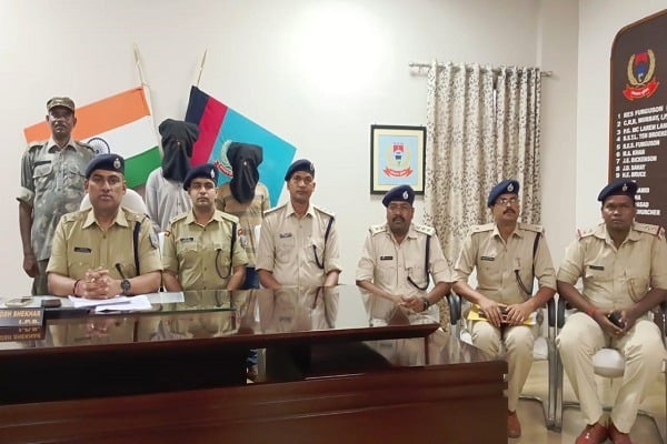 14 अगस्त को नक्सली हमले में शामिल दो माओवादियों गिरफ्तार,  बाकी नक्सलियों की तलाश जारी