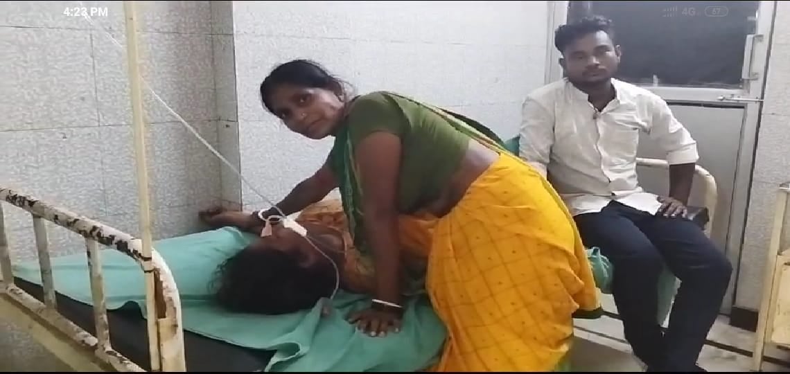 बोकारो : आखिरकार  आंगनबाड़ी सहायिका ने कीटनाशक खाकर जान देने की  कोशिश क्यों की, जानिए पूरा मामला