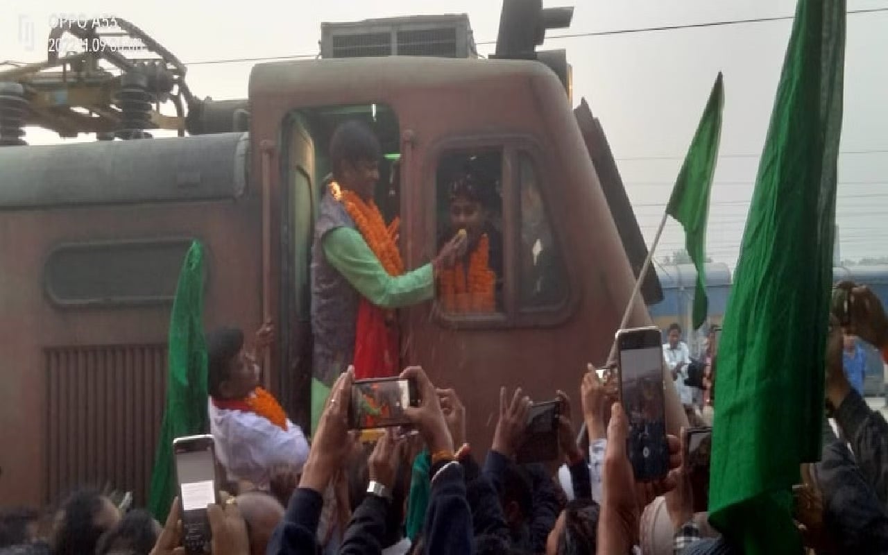 KATRAS: 2019 के पहले बंद रेल लाइन चालू, 2024 के पहले ट्रेनों का ठहराव, पढ़िए पूरी कहानी