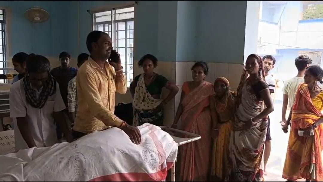 दुखद! भाई को राखी बांधकर लौट रही बहन की सड़क दुर्घटना में मौत, परिवारवालों का रो-रोकर बुरा हाल