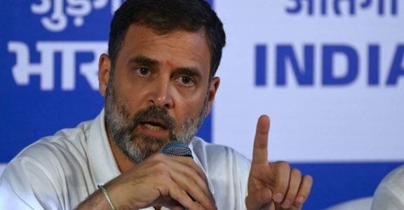 हिंडनबर्ग रिपार्ट के बाद अब OCCRP के खुलासे पर भूचाल, चीनी नागरिक के गुप्त निवेश पर राहुल गांधी ने उठाये गंभीर सवाल