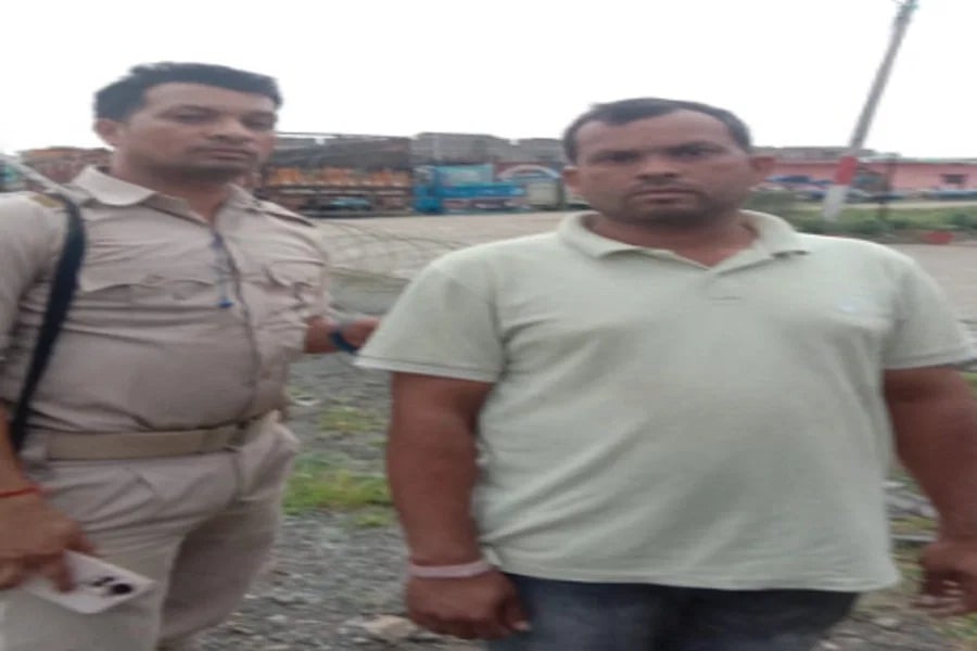 विवाहित ने फांसी लगाकर की आत्महत्या, मृतका के परिजनों ने ससुराल वालों पर लगाया हत्या का आरोप