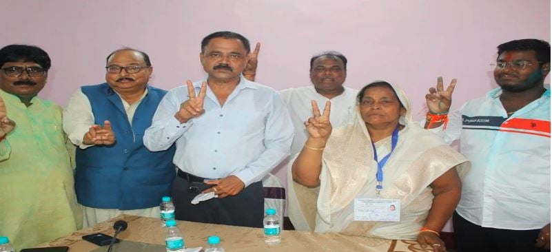 डुमरी में बेबी देवी की शानदार जीत पर याद आए जगरनाथ दा, JMM की ये विजयगाथा बता गई कि ‘‘टाइगर जिंदा है’’ .