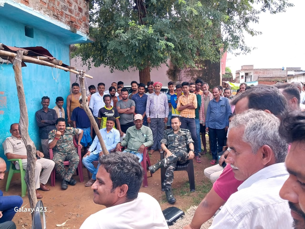 गिरिडीह: प्रतिबंधित मांस मिलने से मचा बवाल, एक ने कोर्ट में किया सरेंडर, तो एक को पुलिस ने दबोचा, पढ़ें पूरी खबर