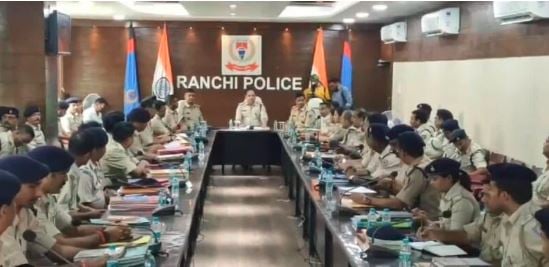 दागी जमीन दलालों से दोस्ती थानेदारों को पड़ने वाली है महंगी, रांची के नए एसएसपी ने सुना दिया फरमान