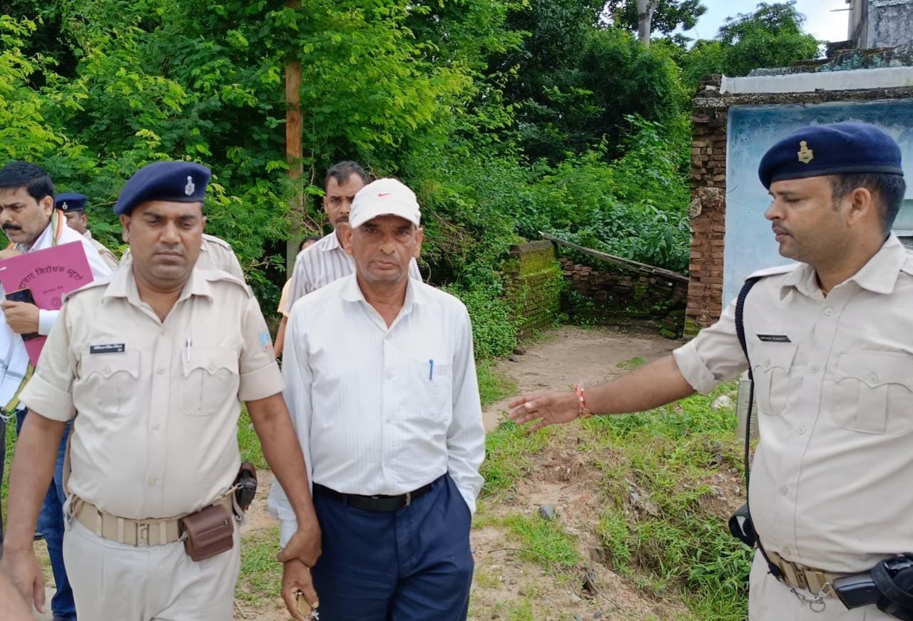 ACB ने तोपचांची के राजस्व कर्मचारी को घूस लेते धर दबोचा, कर रही है जांच