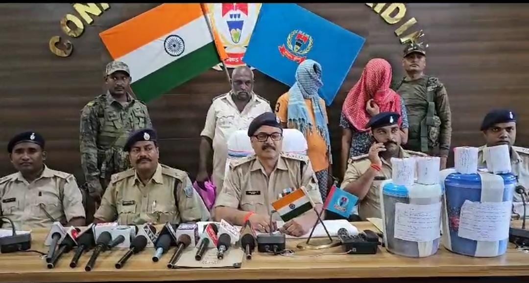 अवैध नशीली पदार्थ के खिलाफ गिरीडीह पुलिस सख्त, छापेमारी कर गांजा के साथ दो को किया गिरफ्तार