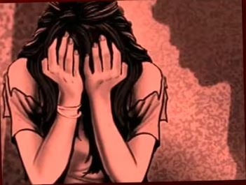 एक लड़की के साथ सरकारी मुलाजिम की हैवानियत, 12 साल तक लूटता रहा आबरू और करवाता रहा अबॉर्शन