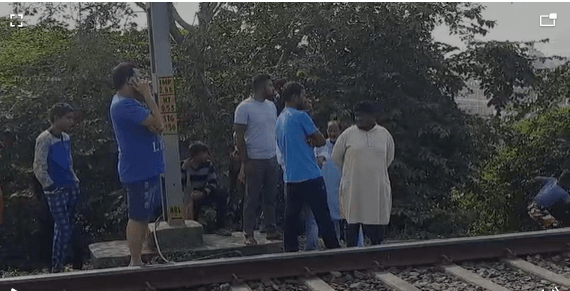 ट्यूशन पढ़ कर आ रही छात्रा आई ट्रेन की चपेट में, मौत