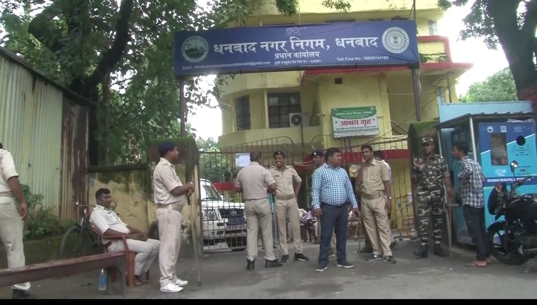 निगम के दबंग ठेकेदारों ने बाहुबल से नहीं ,अक्ल से मैनेज किया टेंडर,  पड़े 12 करोड़ के टेंडर