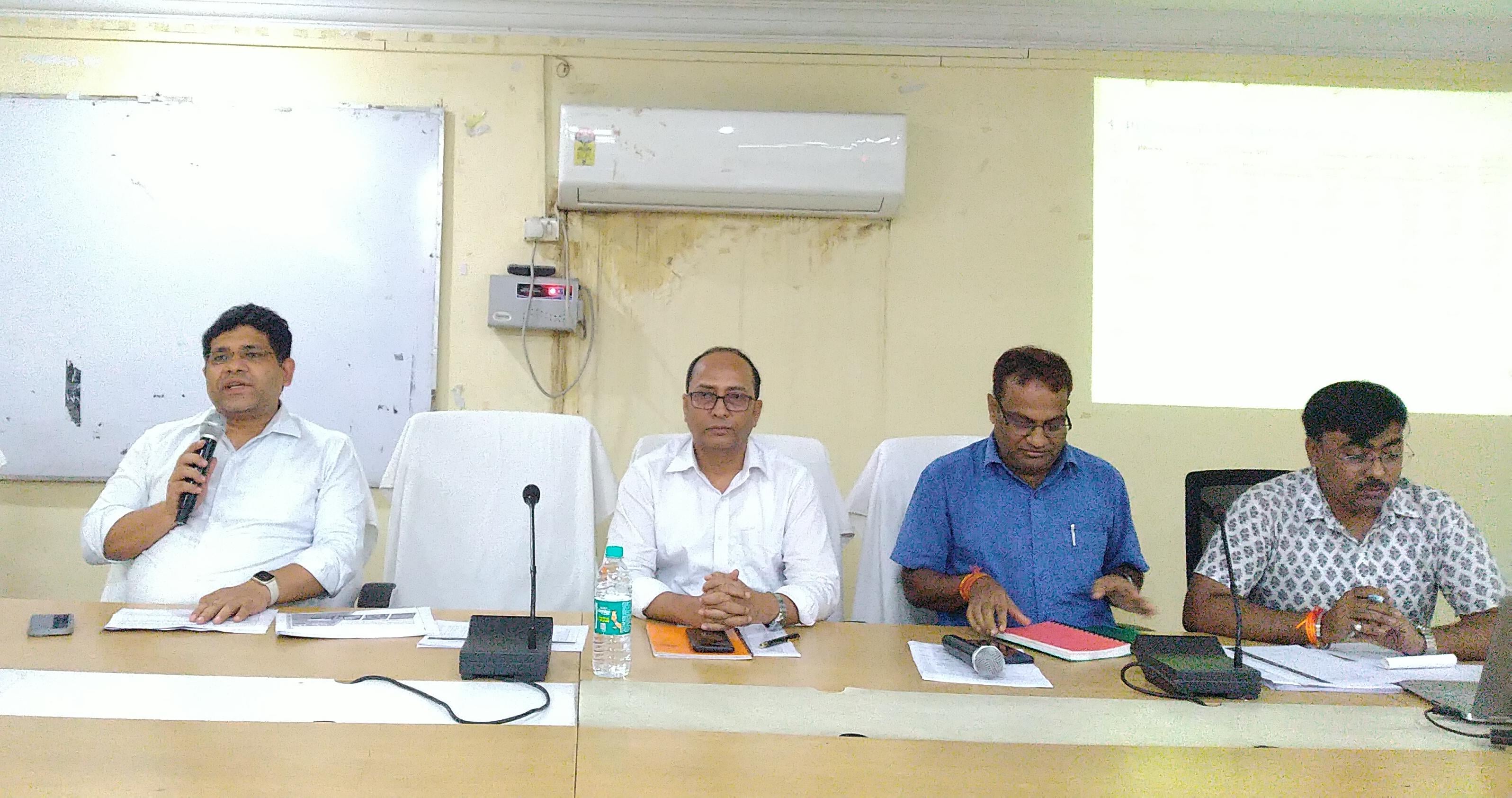 DDC के निर्देश -डीएमएफटी योजना के लिए लंबित ग्राम सभाओं को जल्द कराया जाये