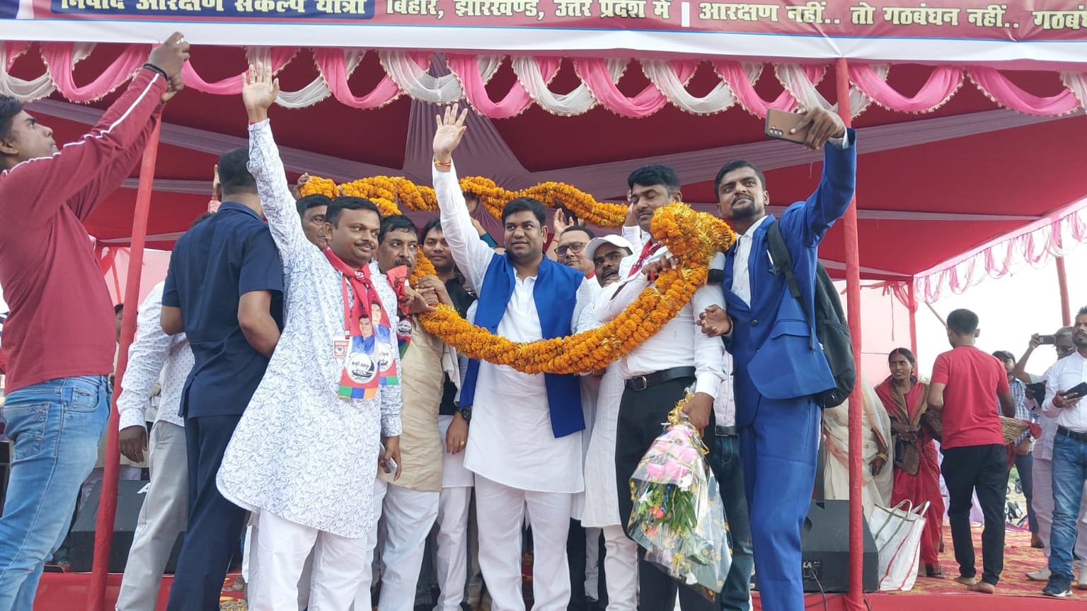 झारखंड में जमीन तलाशने में जुटी वीआईपी, मुकेश साहनी ने कहा- 'निषाद समाज को आरक्षण नहीं तो गठबंधन नहीं'