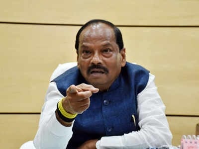 पीएम मोदी के नाम पत्र के बाद सियासी हलचल तेज, अब रघुवर दास ने सीएम हेमंत को चिट्ठी लिख सरना धर्म कोड के नाम पर गुमराह करने का लगाया आरोप