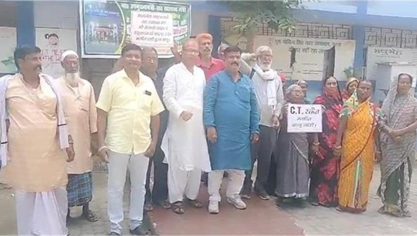 पटना : नगर निगम कर्मी के हड़ताल समर्थन में निकाला जुलूस, पिछले 10 दिनों से प्रदर्शन जारी