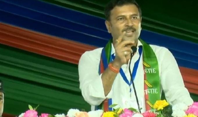 आजसू के तीन दिवसीय महाधिवेशन की समाप्ति, एक बार फिर से पार्टी प्रमुख चुने गये सुदेश महतो, नवनिर्माण का दावा