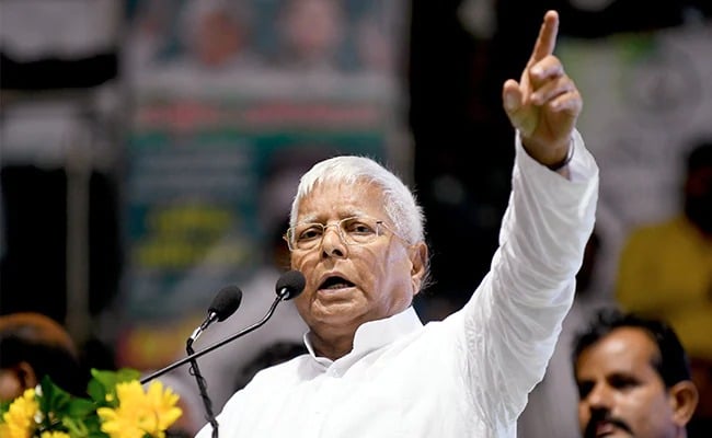 जातीय जनगणना का आंकड़ा जारी होते ही बिहार में सियासी सरगर्मी तेज! सामने आया लालू का मंत्र जिसकी जितनी संख्या भारी, उसकी उतनी हिस्सेदारी