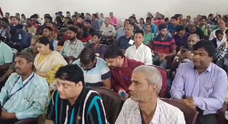 जमशेदपुर शहर के 285 लोगों को उनका खोया मोबाइल पुलिस ने लौटाया, लोगों के चेहरे पर आई खुशी