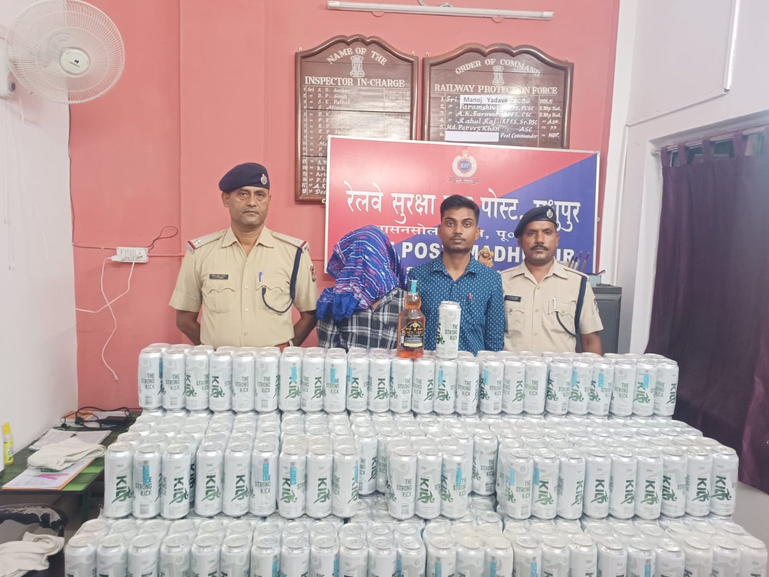 आरपीएफ ने ऑपरेशन सतर्क के तहत इस ट्रेन से बरामद की भारी मात्रा में बियर, एक गिरफ्तार, बिहार ले जाने की थी तैयारी