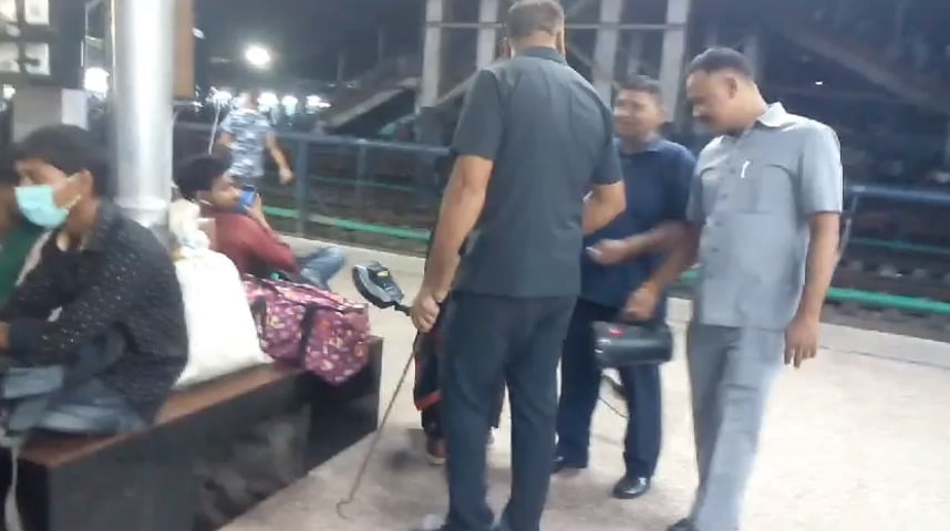 BREAKING : पटना जंक्शन को मिली बम से उड़ाने की धमकी, जांच में जुटी रेलवे पुलिस